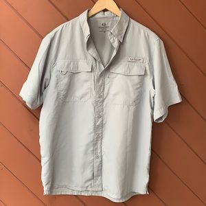 Realtree Button Down Short Sleeve Shirt Size M